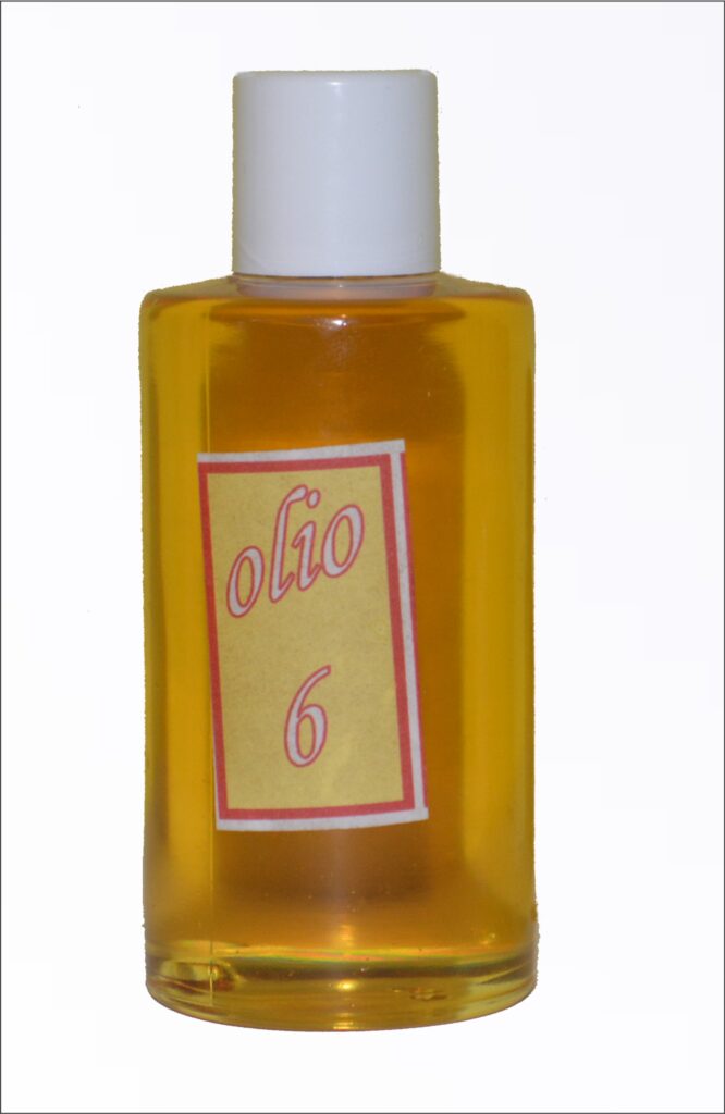 Le Proprietà dell'olio essenziale di Chiodi di Garofano - Santa Bianca -  Oli Essenziali